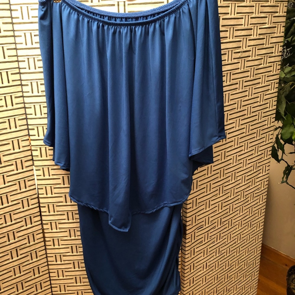 Dress with hat - Picture 3 of 5